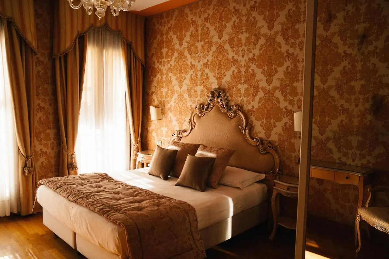 Murano Palace Venice Bed & Breakfast